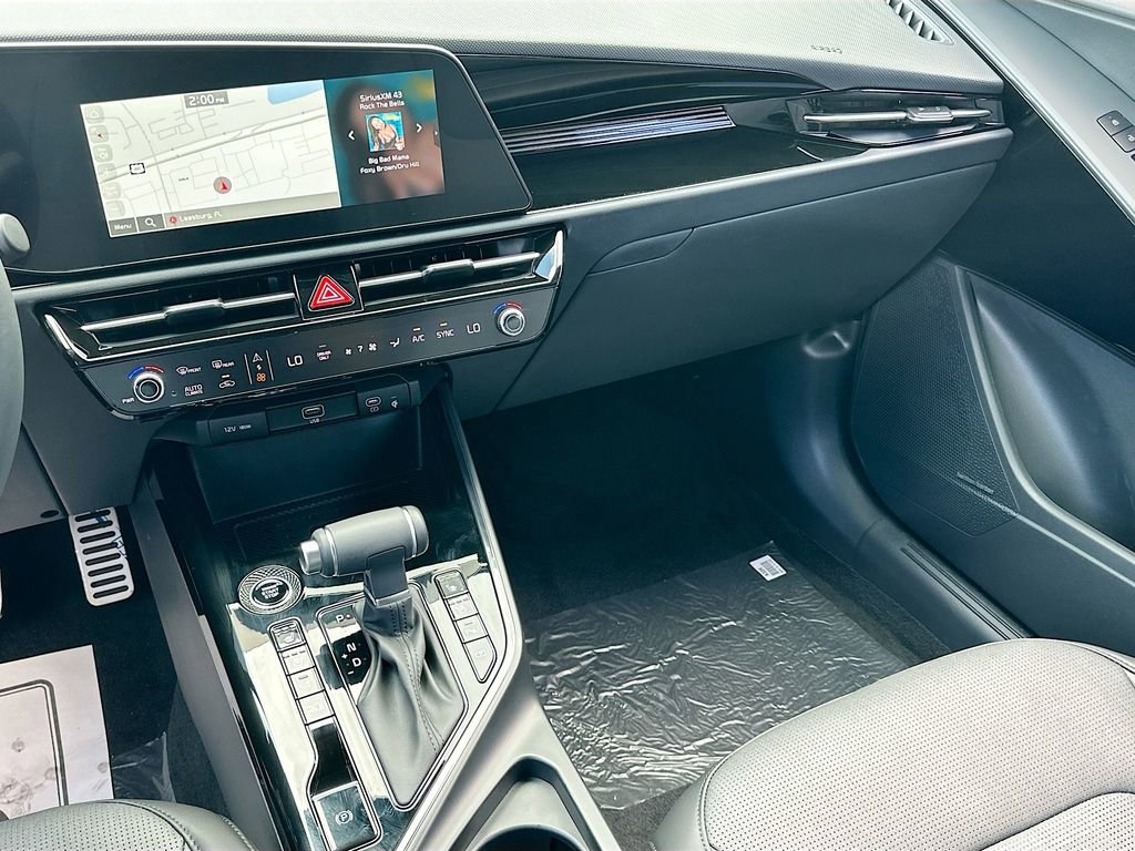 New 2026 Kia Niro SX Touring image 25