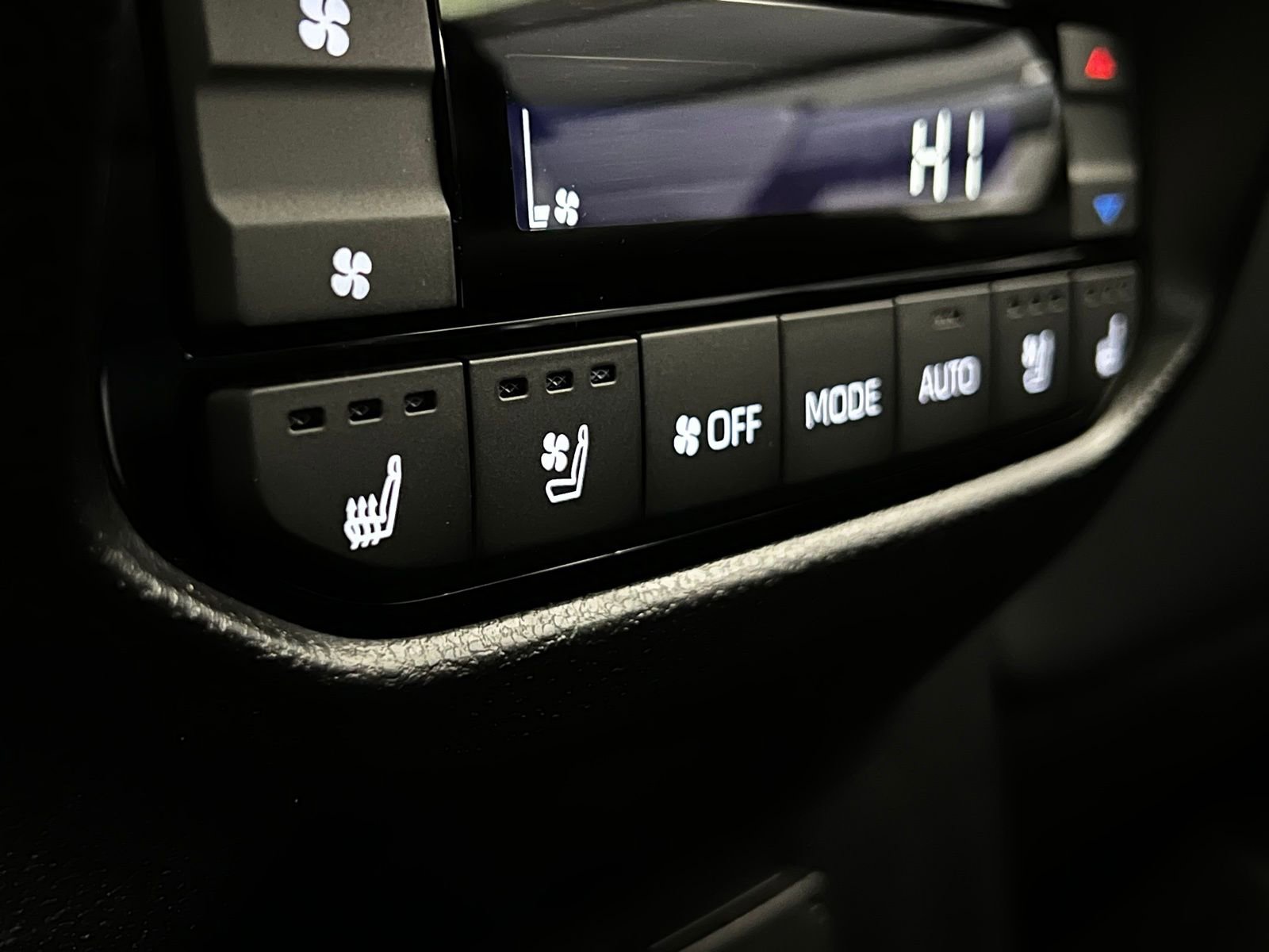 New 2026 Toyota Sequoia Platinum image 24