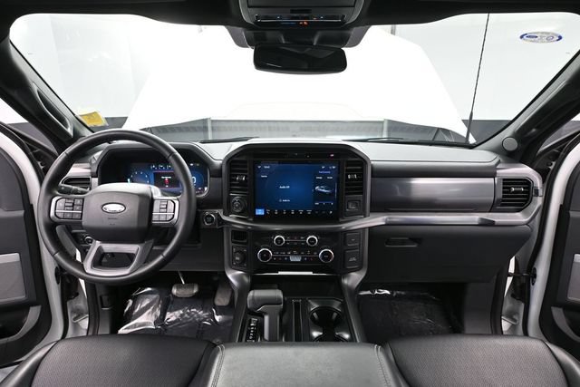 Used 2025 Ford F150 Lariat AWD/4WD image 21