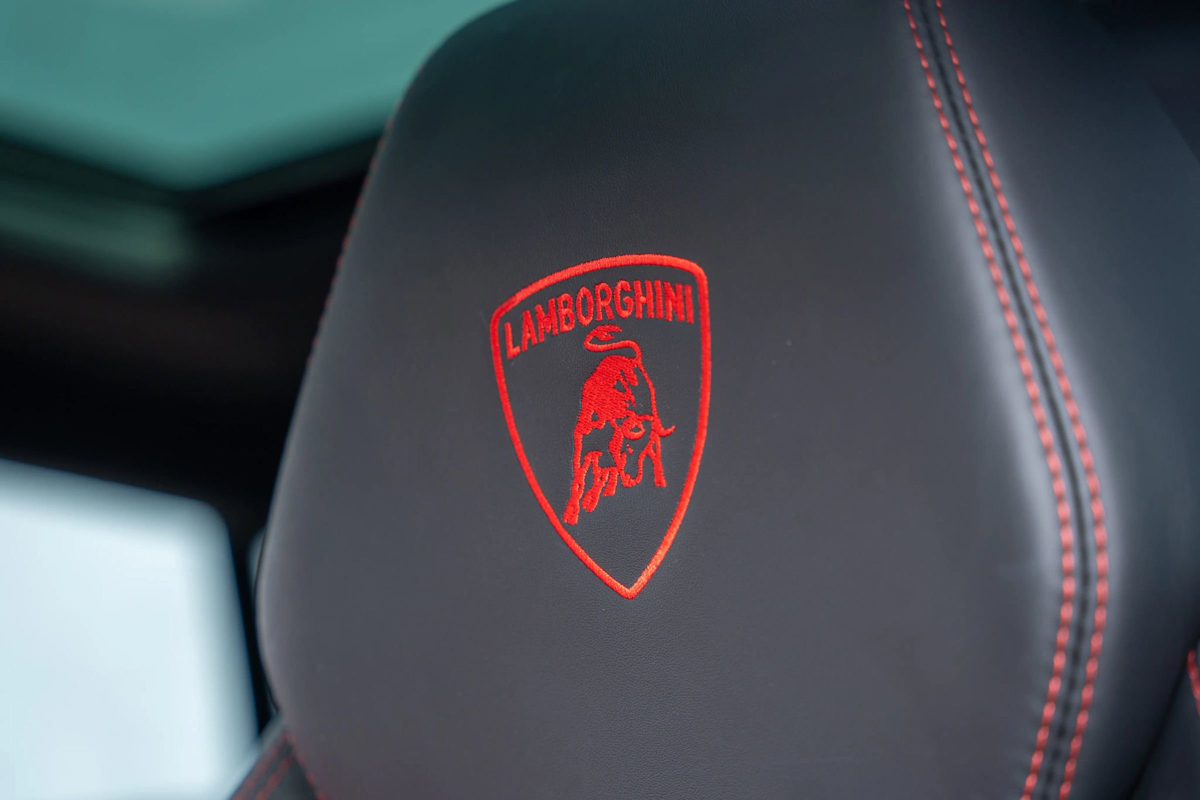 Used 2021 Lamborghini Urus image 17