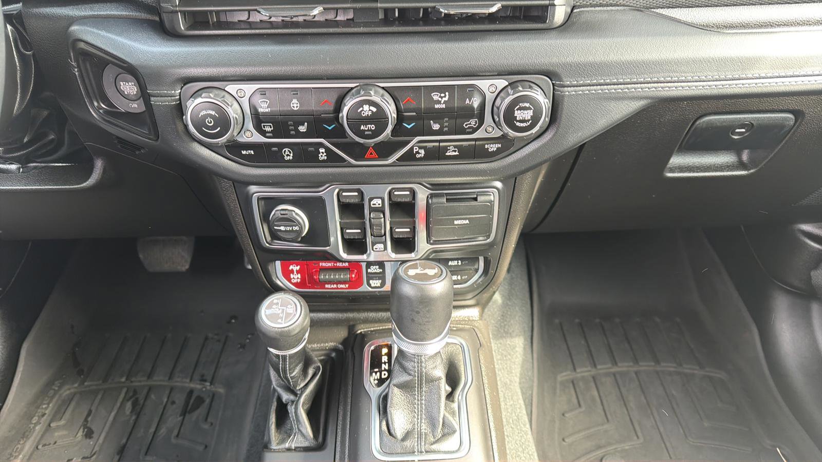 Used 2024 Jeep Wrangler Unlimited Rubicon image 15