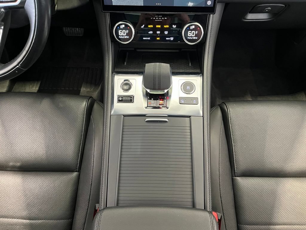 Used 2022 Jaguar F-PACE S AWD/4WD image 35