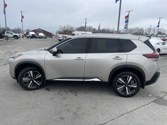 Used 2023 Nissan Rogue Platinum w/ Platinum Premium Package image 5