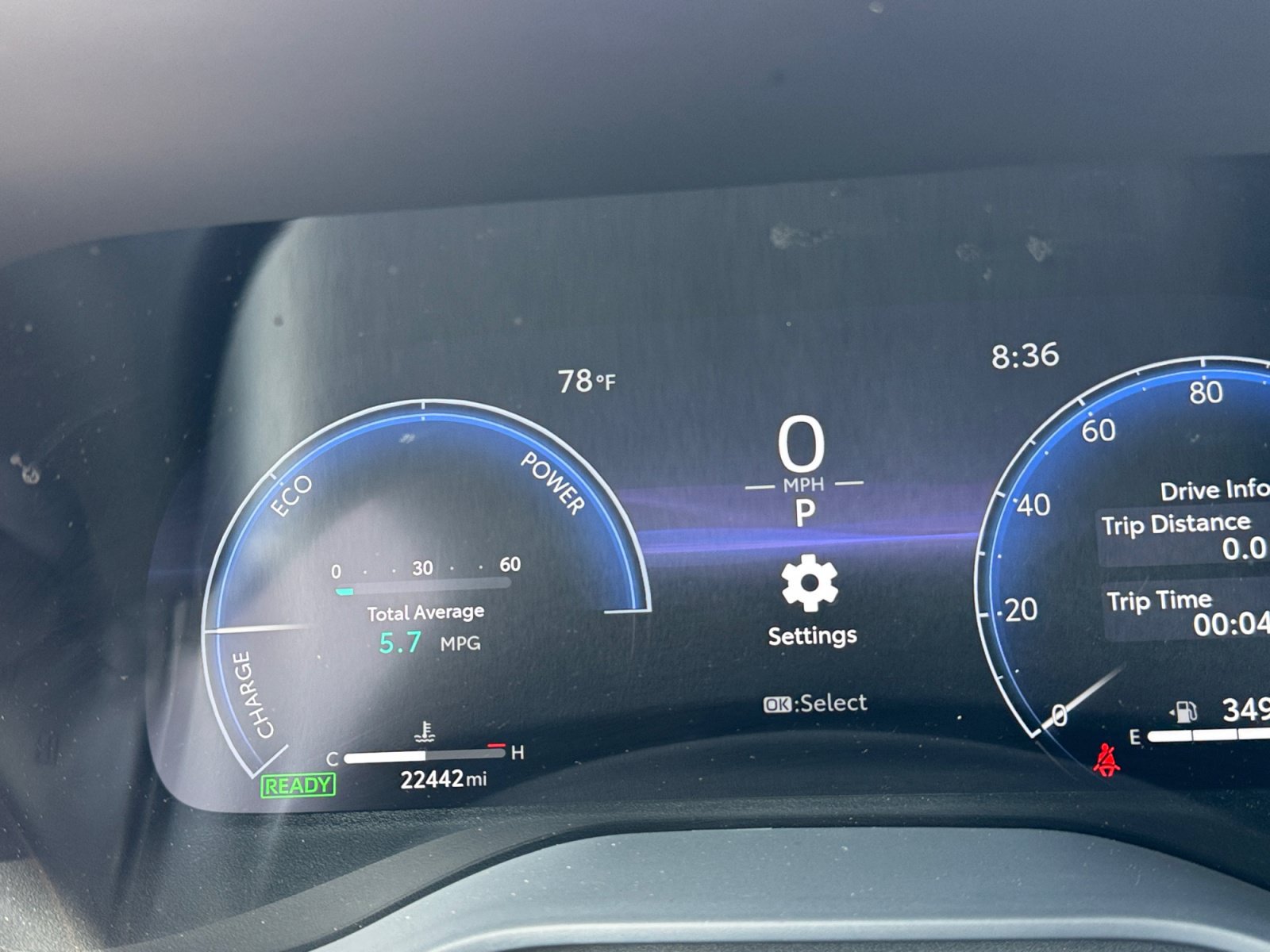 Used 2025 Toyota Sienna XSE AWD/4WD image 25