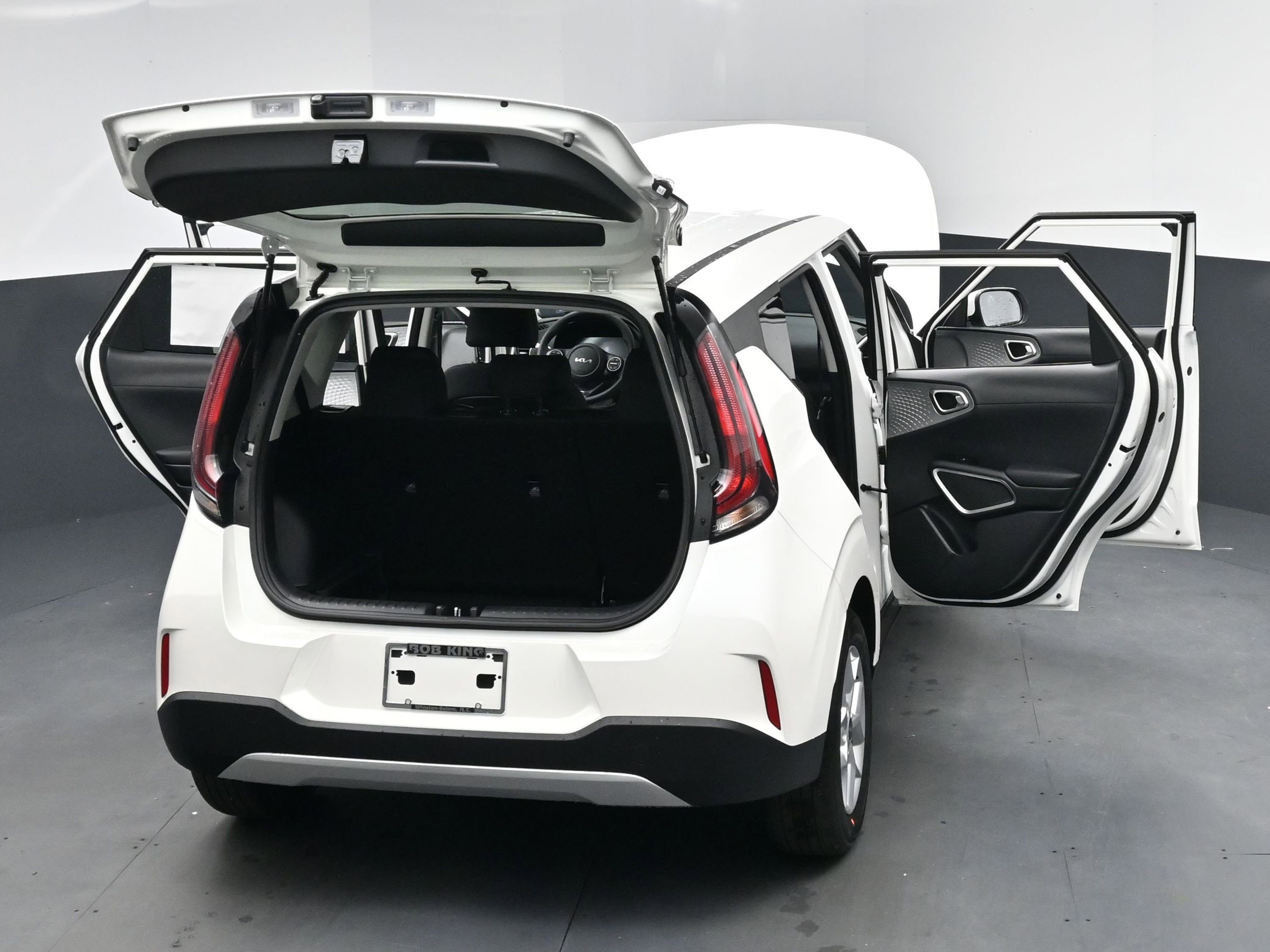 New 2025 Kia Soul LX image 16