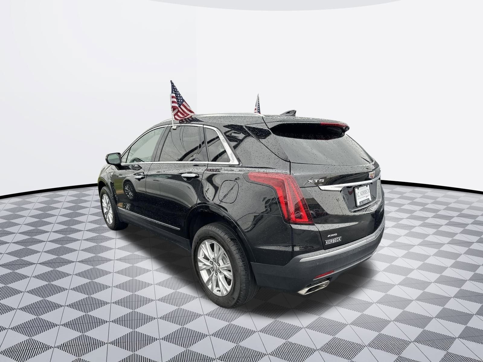 Certified 2024 Cadillac XT5 Luxury w/ LPO, Floor Liner Package image 7