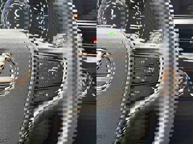 Used 2023 Lexus UX 250h AWD w/ Premium Package image 10