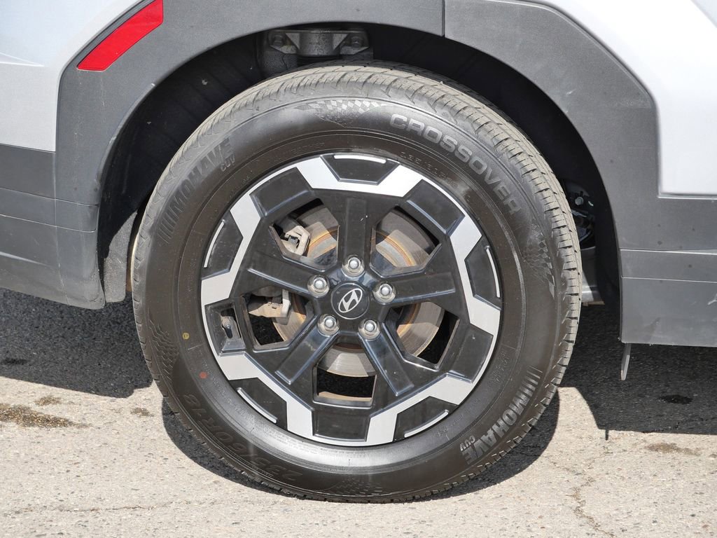 Used 2025 Hyundai Santa Fe SEL AWD/4WD image 12
