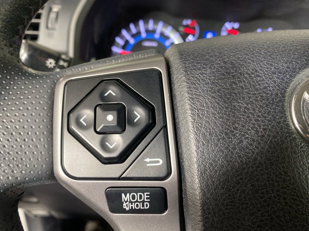 Used 2016 Toyota 4Runner SR5 AWD/4WD image 20