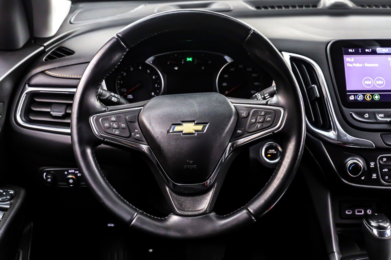 Used 2020 Chevrolet Equinox Premier image 17