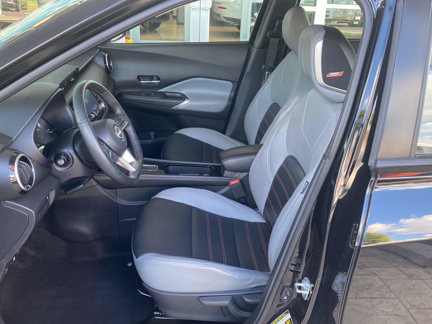 Certified 2023 Nissan Kicks SR w/ SR Premium Package FWD image 19