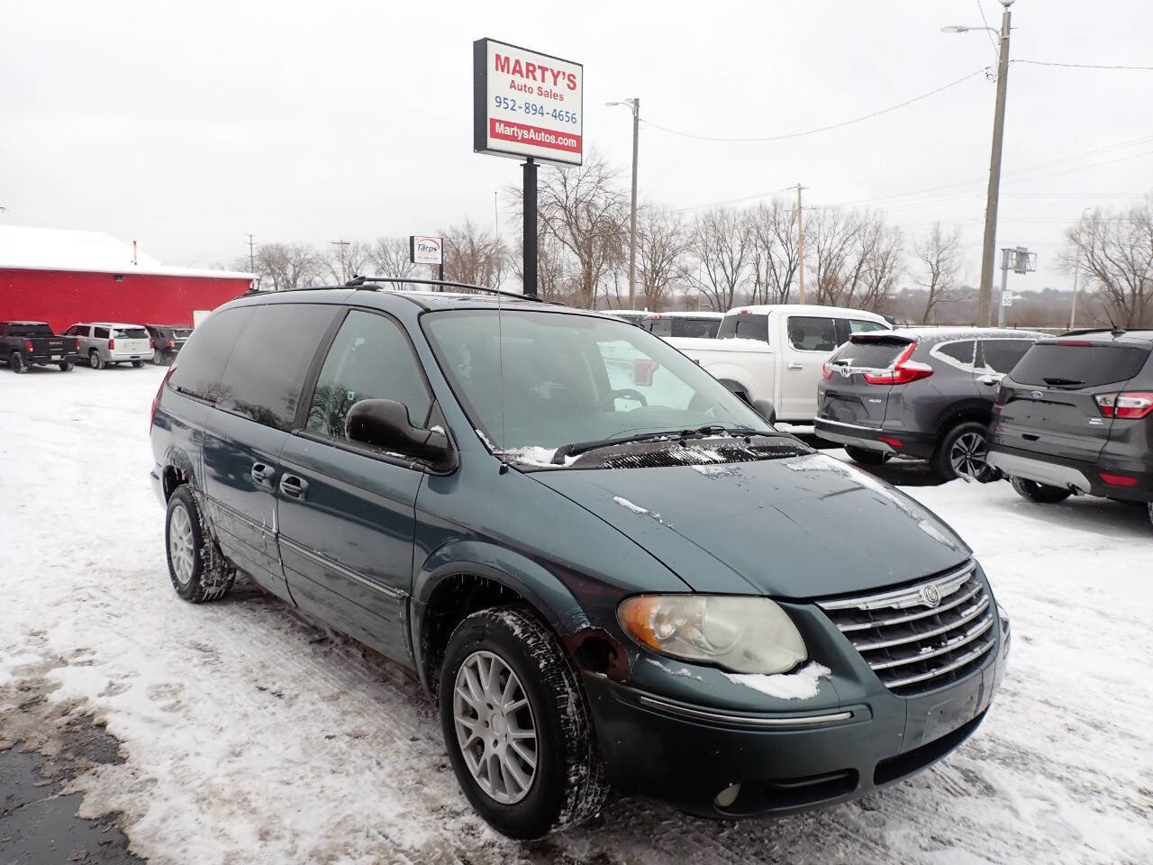 Used 2005 Chrysler Town & Country Touring w/ Luxury Group image 1