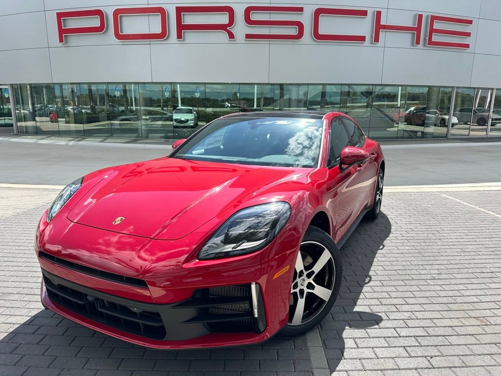 Used 2025 Porsche Panamera image 1