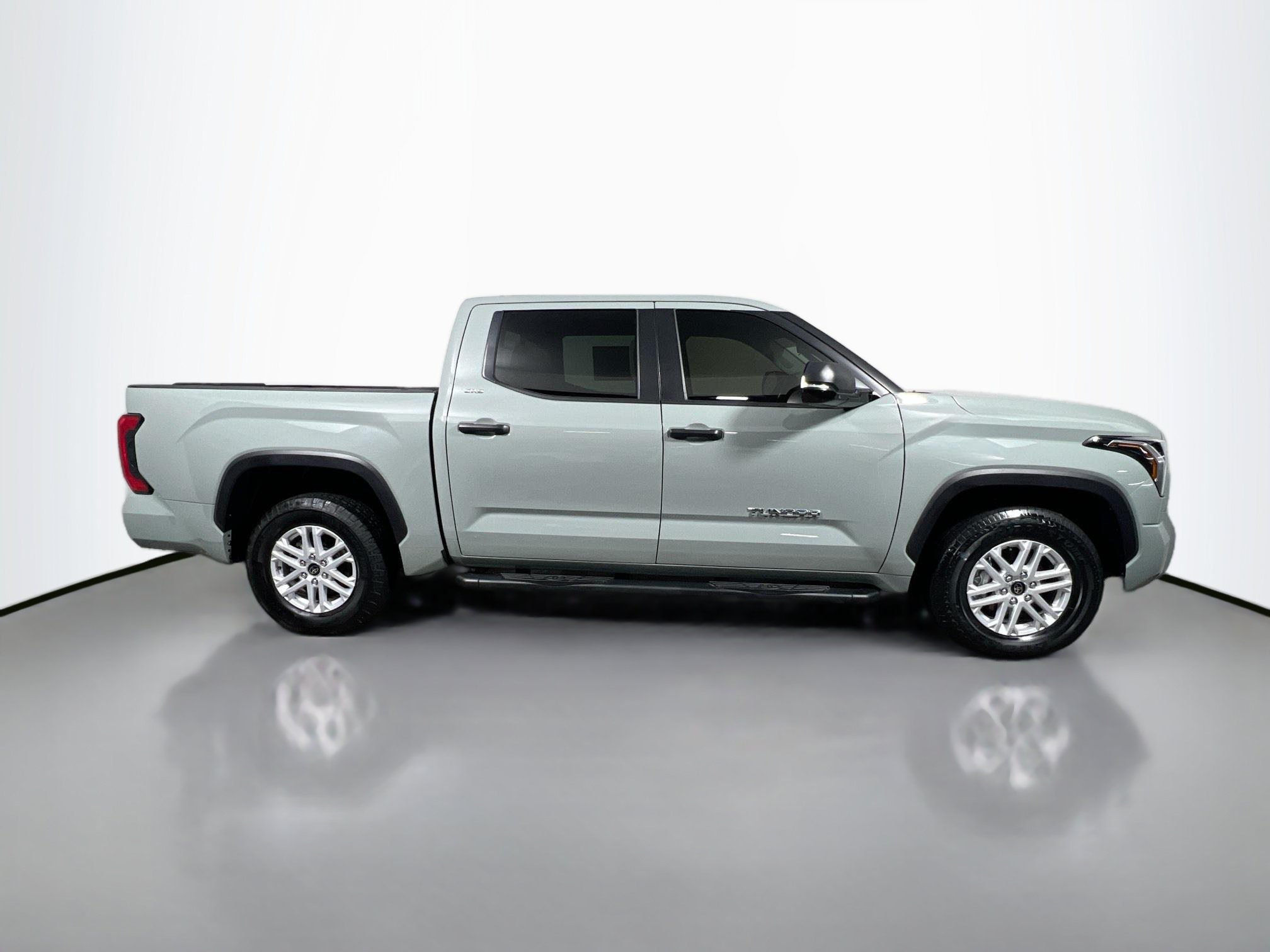 Used 2024 Toyota Tundra SR5 w/ SR5 Convenience Package RWD image 3