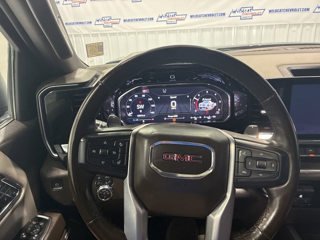 Used 2024 GMC Sierra 1500 SLT w/ SLT Premium Plus Package AWD/4WD image 26