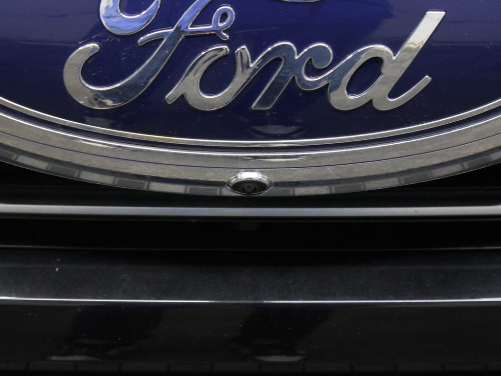 Used 2026 Ford F250 Platinum w/ FX4 Off-Road Package AWD/4WD image 59