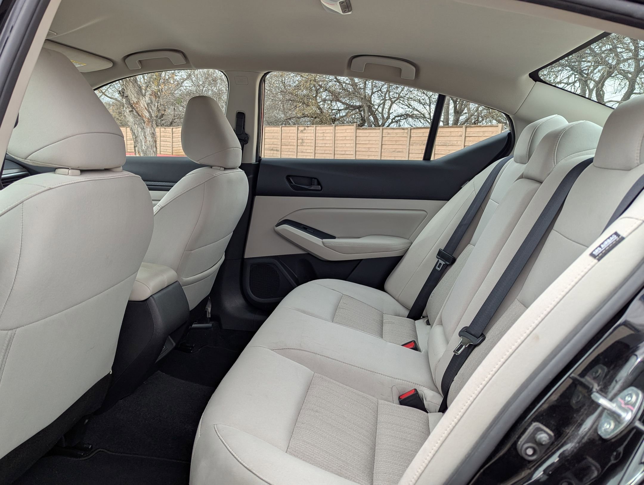 Used 2025 Nissan Altima 2.5 SV image 15