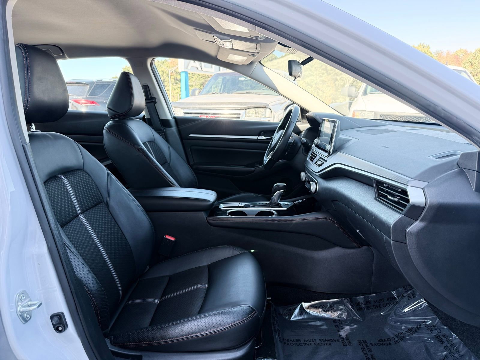 Used 2024 Nissan Altima 2.5 SR image 24