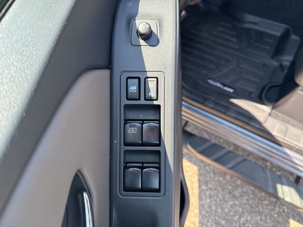 Used 2022 Nissan Frontier SV w/ Technology Package AWD/4WD image 11