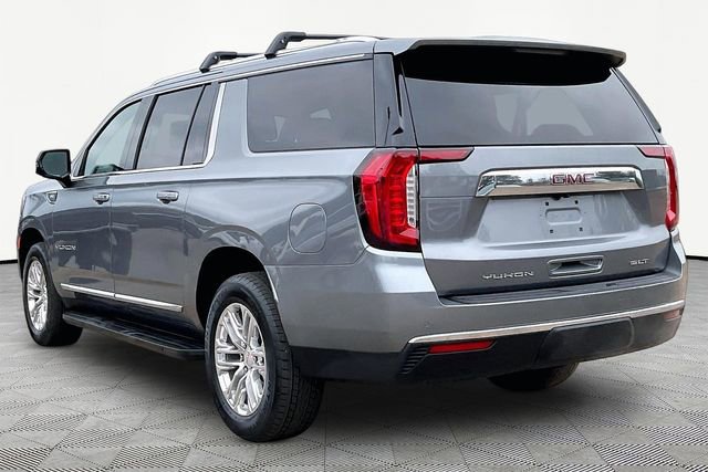 Used 2021 GMC Yukon XL SLT w/ SLT Luxury Plus Package image 4