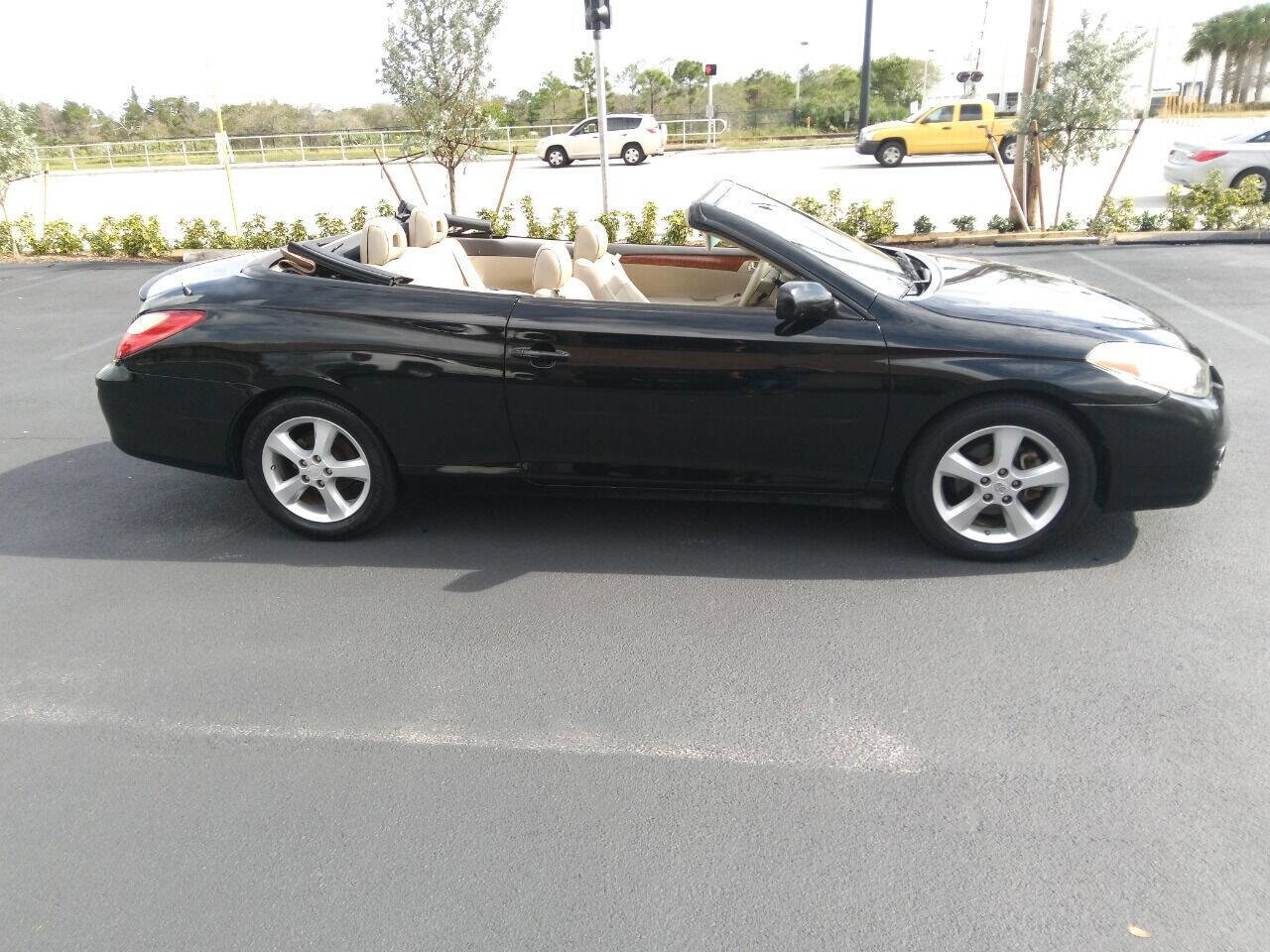 Used 2007 Toyota Solara SLE image 3