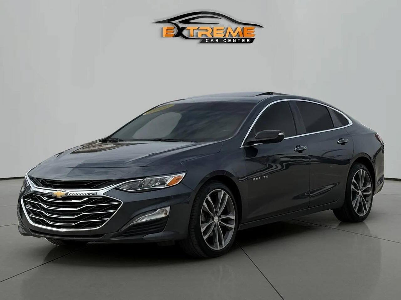Used 2020 Chevrolet Malibu Premier FWD image 2
