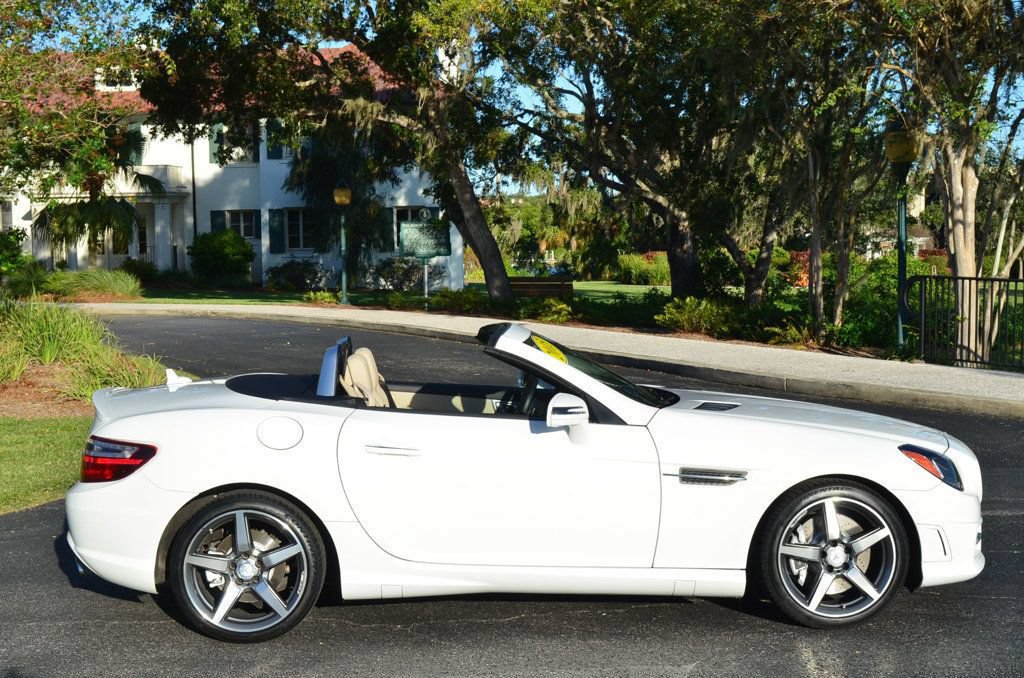 Used 2015 Mercedes-Benz SLK 250 image 7