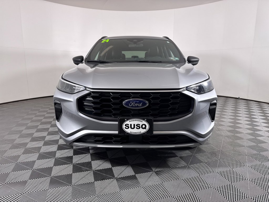 Certified 2024 Ford Escape ST-Line w/ Tech Pack #1 image 2