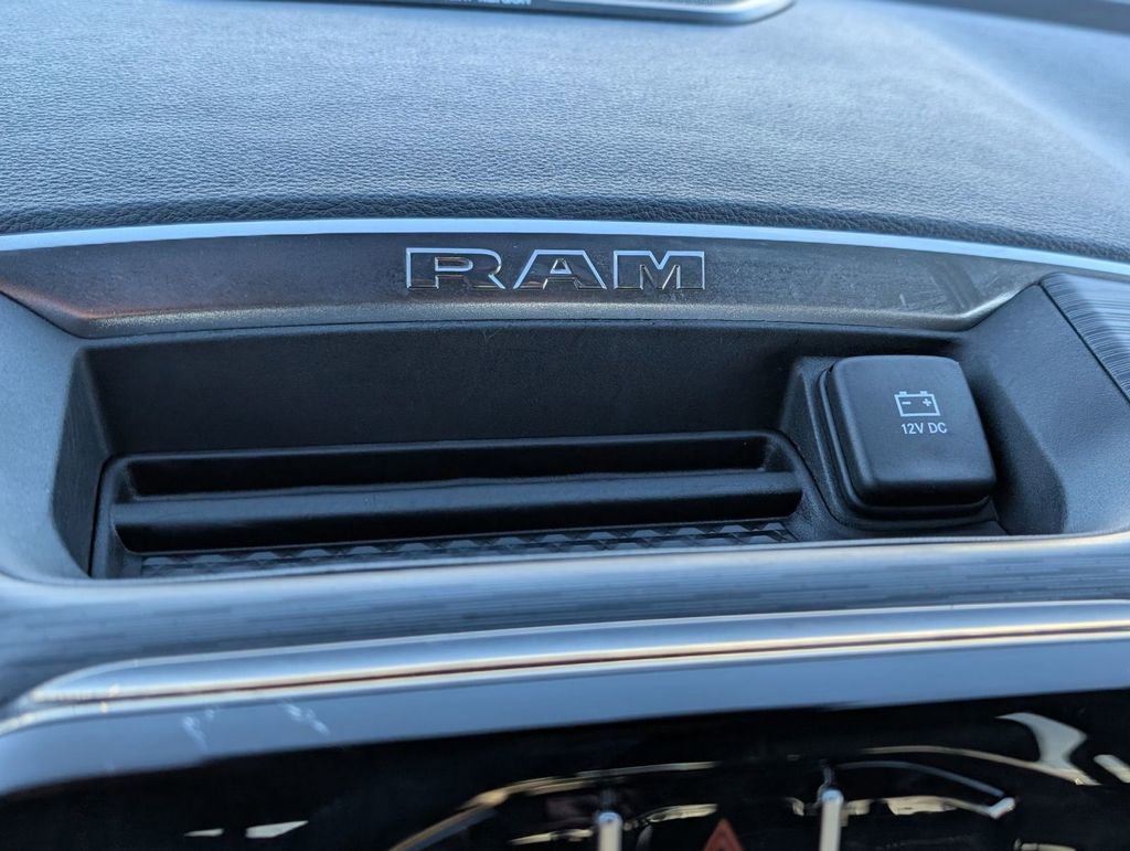 Used 2024 RAM 1500 Laramie image 35