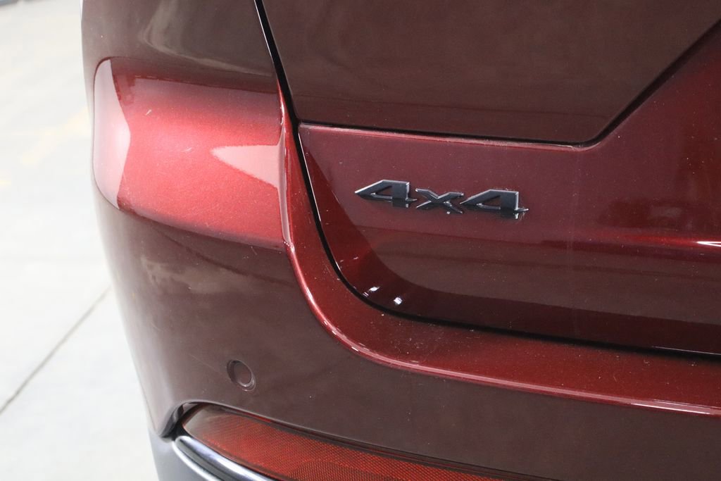 Used 2023 Jeep Grand Cherokee Limited w/ Black Appearance Package image 41