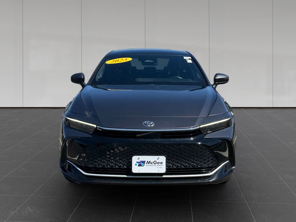 Used 2023 Toyota Crown Limited AWD/4WD image 8