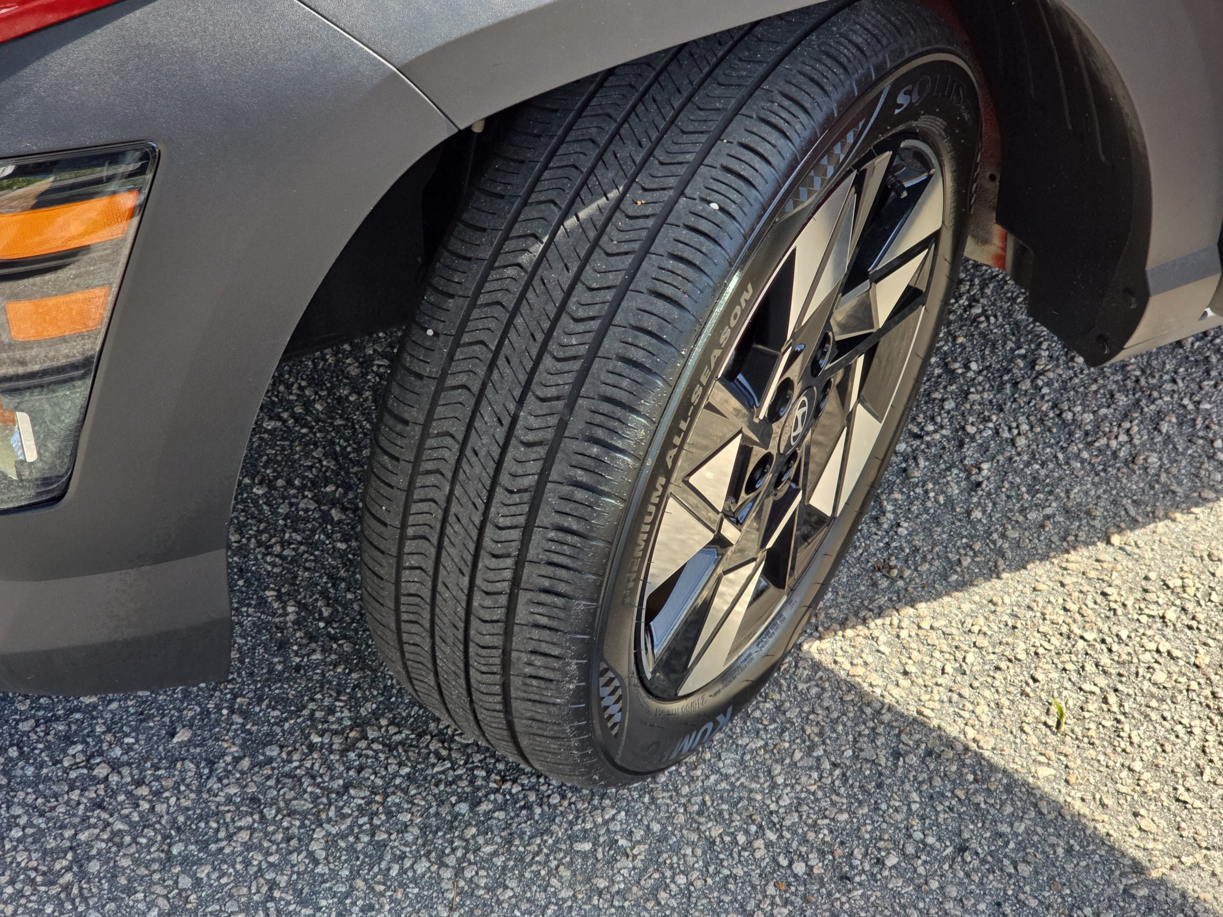 Used 2025 Hyundai Kona SEL FWD image 33