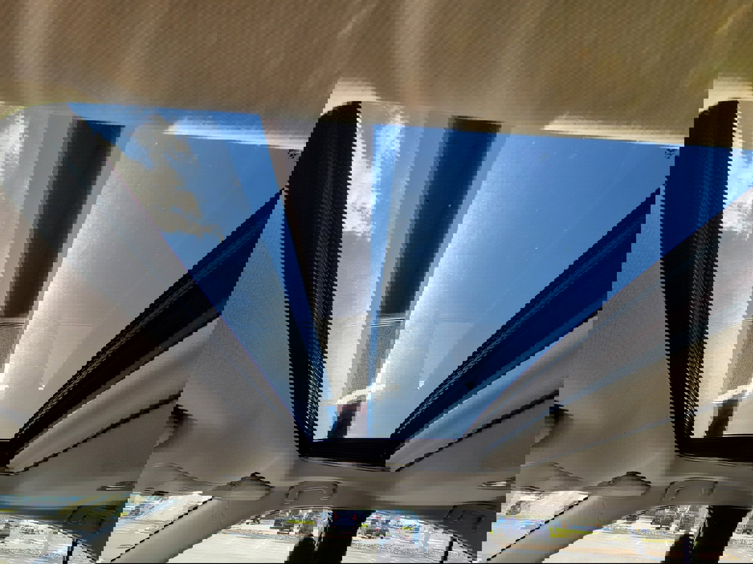 Used 2020 Toyota Corolla LE image 25