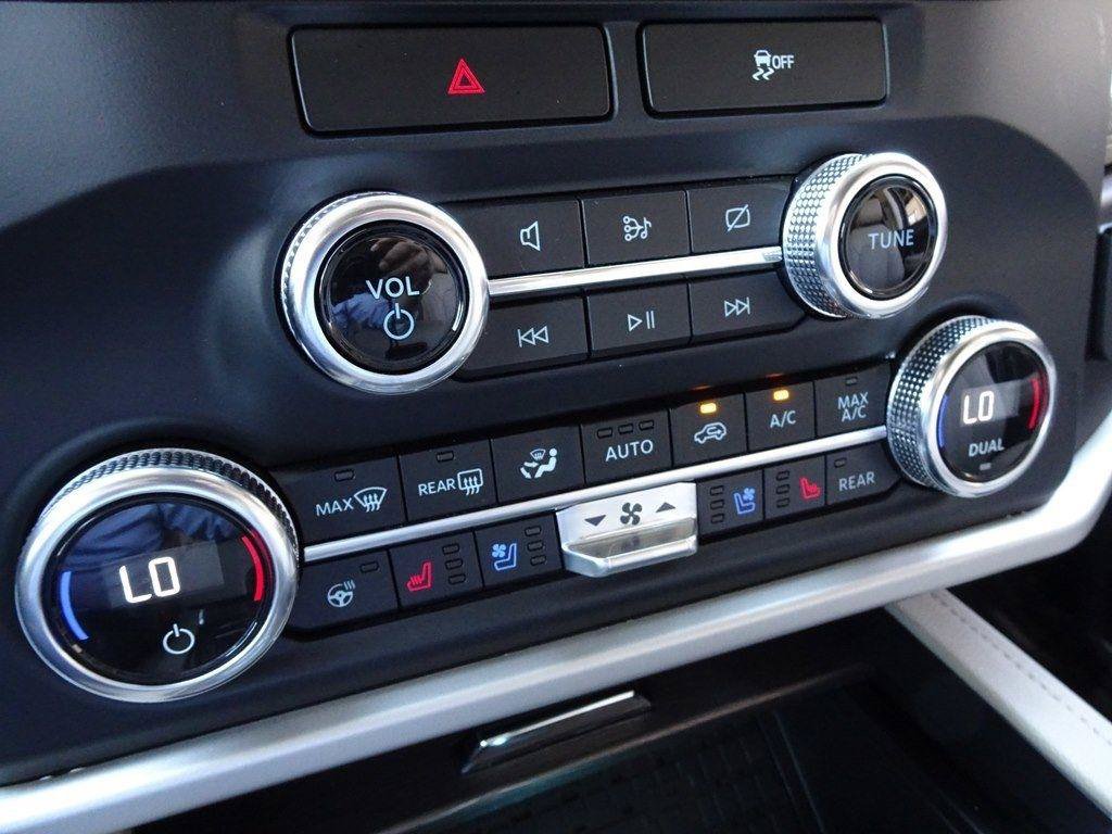 Used 2023 Ford Expedition Limited RWD image 17