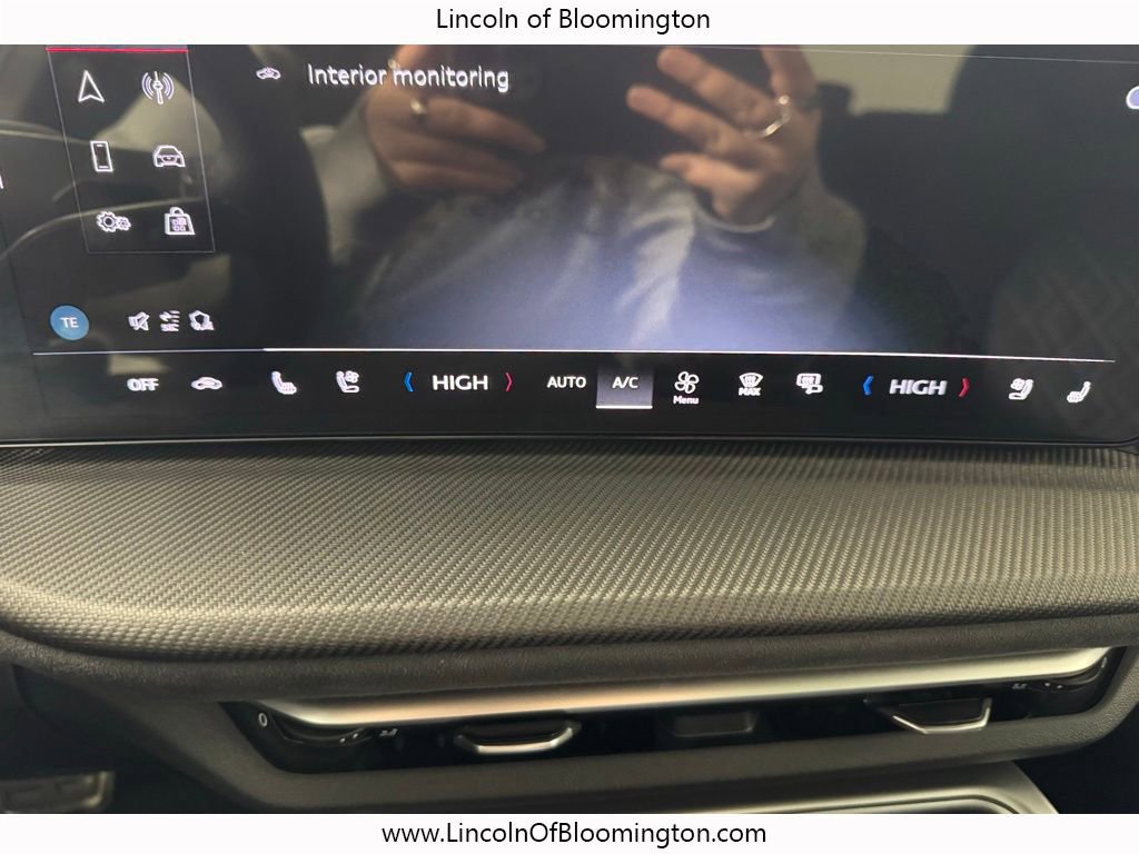 Used 2025 Audi SQ5 Prestige w/ Prestige Package image 60