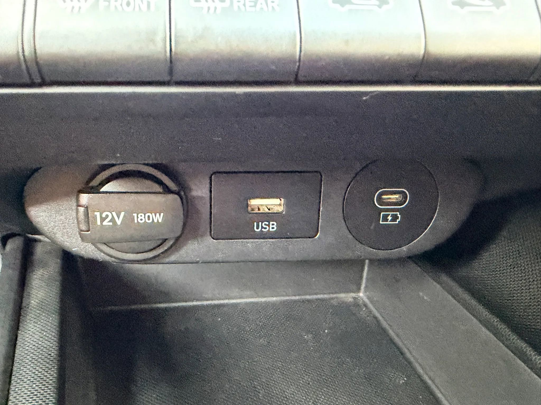 Used 2024 Hyundai Elantra SEL FWD image 20