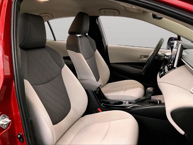 Used 2020 Toyota Corolla LE FWD image 7