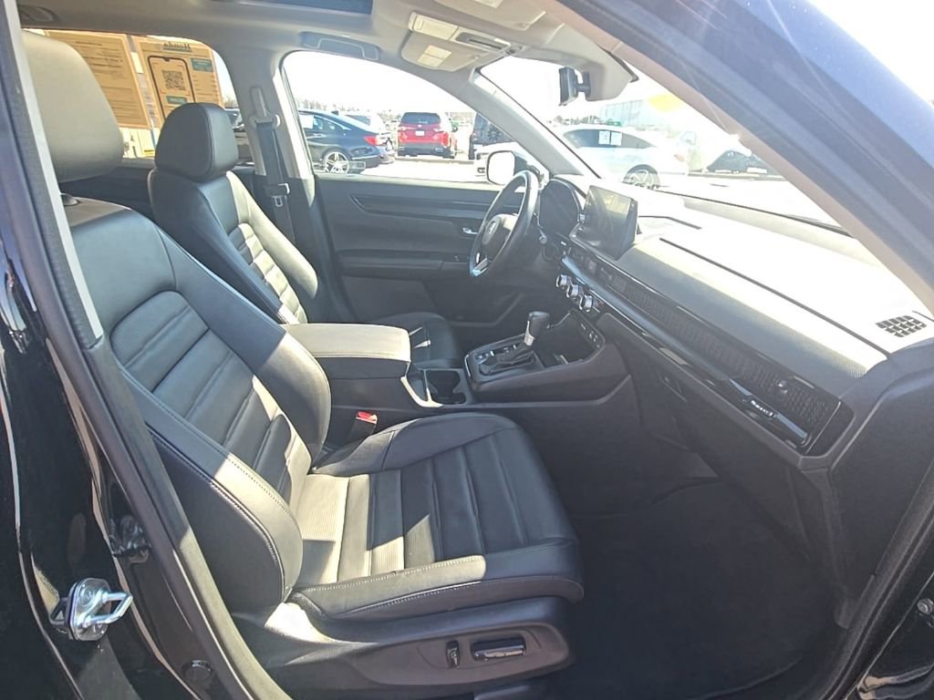 Used 2025 Honda CR-V EX-L image 31