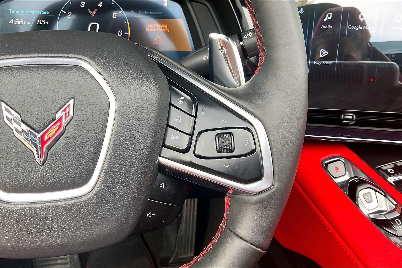 Used 2024 Chevrolet Corvette Stingray Preferred Conv w/ Stealth Interior Trim Package RWD image 11
