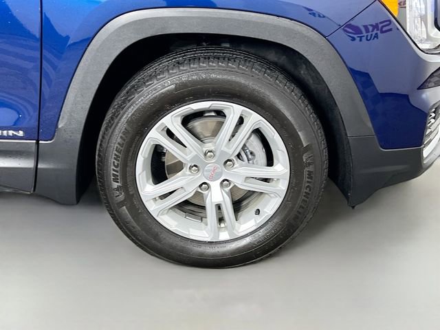 Used 2023 GMC Terrain SLE w/ Driver Convenience Package image 36