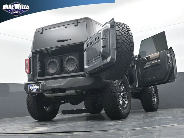 Used 2023 Ford Bronco Wildtrak image 29