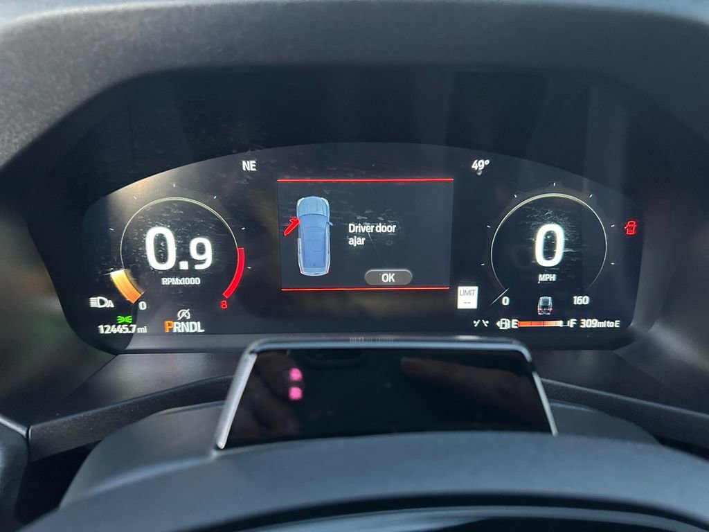 Used 2025 Ford Explorer Platinum w/ LUX Leather Package AWD/4WD image 16