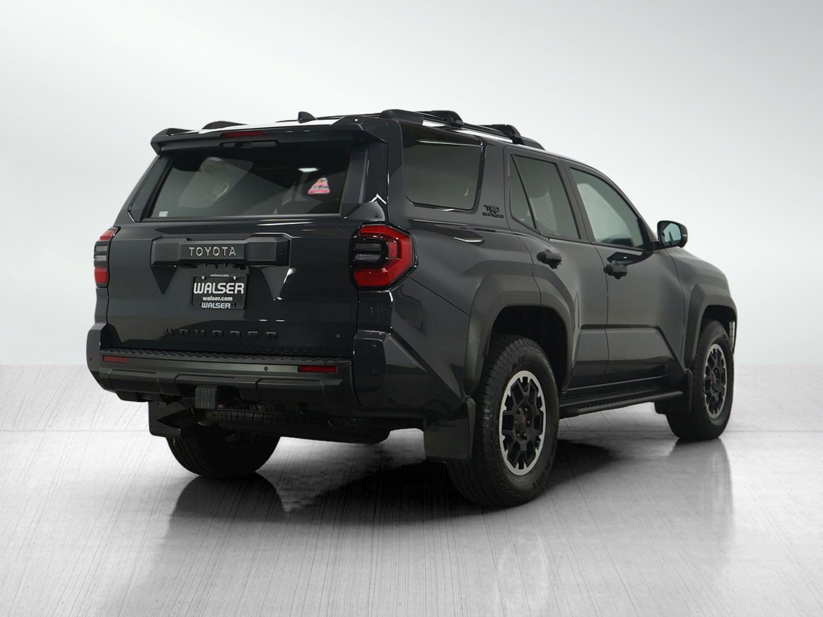 Used 2025 Toyota 4Runner TRD Off-Road Premium image 5