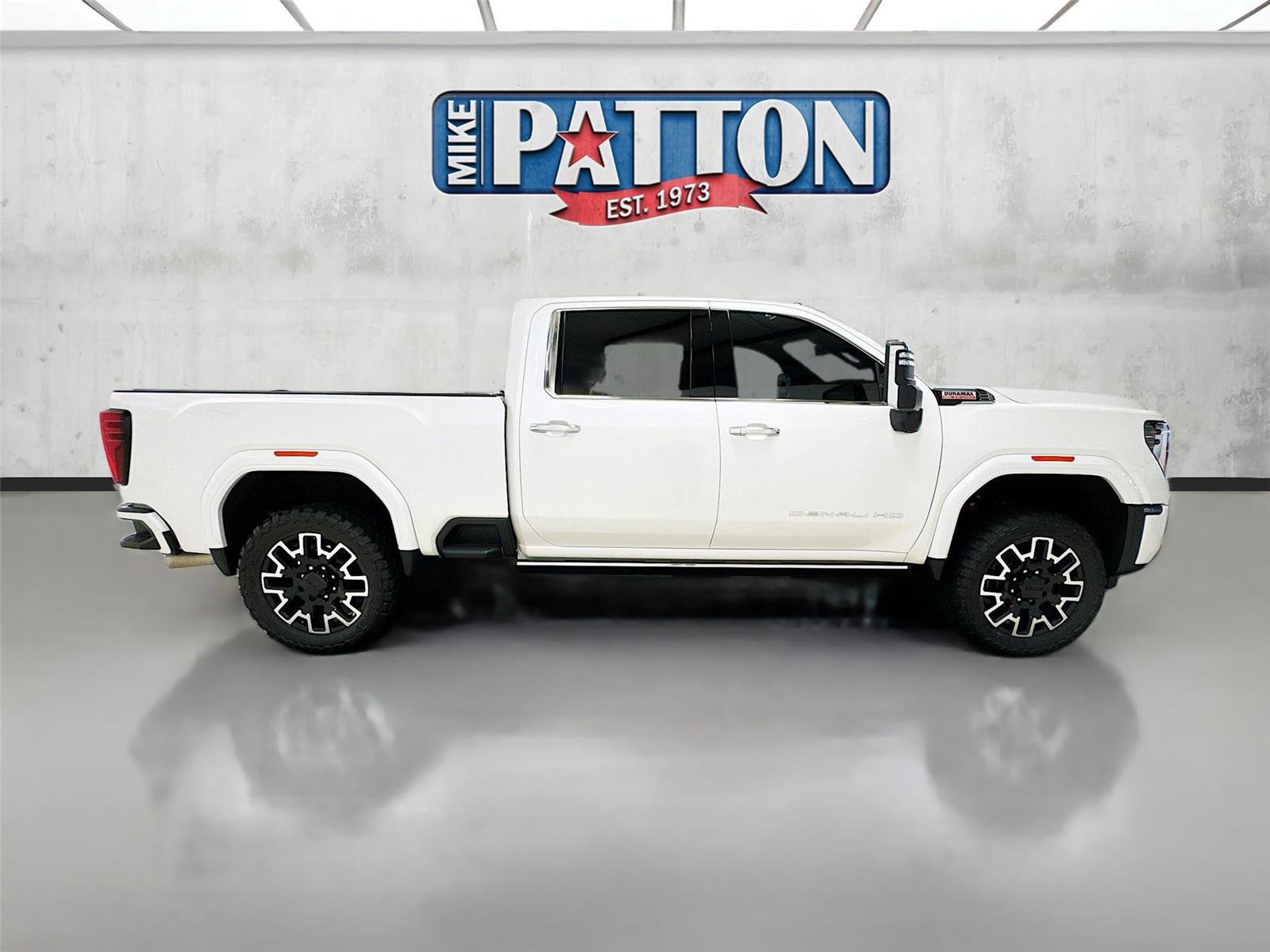 Used 2025 GMC Sierra 2500 Denali w/ Denali Reserve Package image 7