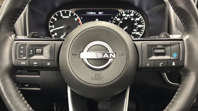 Used 2023 Nissan Rogue SV w/ SV Premium B Package AWD/4WD image 16