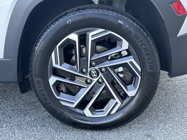 Certified 2025 Hyundai Tucson Limited AWD/4WD image 23