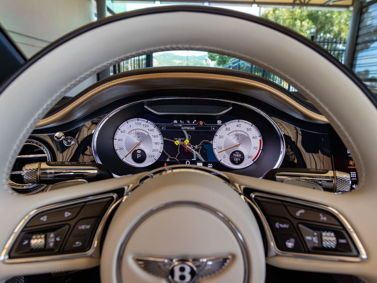 Used 2024 Bentley Continental GT Mulliner AWD/4WD image 32