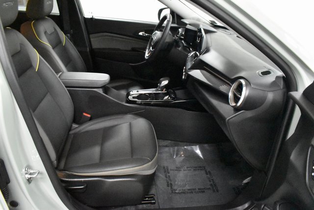 Used 2025 Chevrolet Trax ACTIV w/ Driver Confidence Package image 14