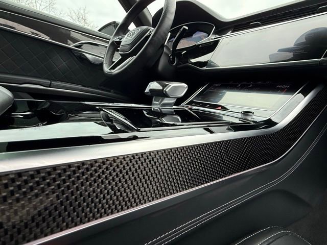 Used 2023 Audi S8 w/ S8 Executive Package image 20