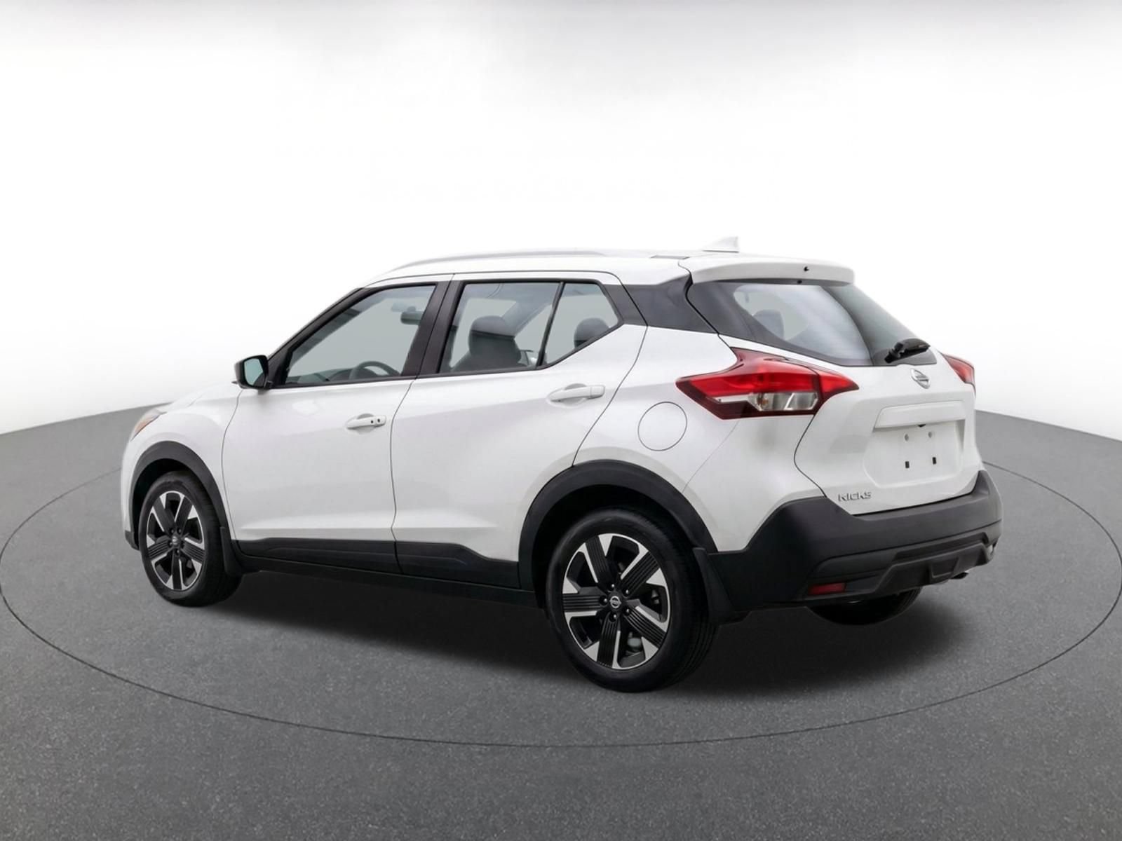 Used 2026 Nissan Kicks SV w/ Cold Weather Package AWD/4WD image 5